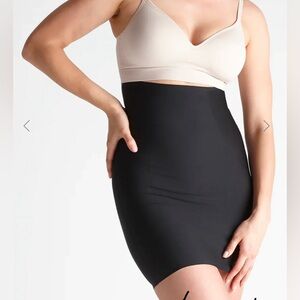 Yummie. High Waist Slip. Small